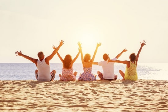 people-chilling-at-beach-summer-fun-activities