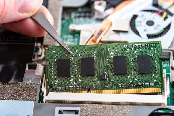 troubleshooting and fixing boot problems